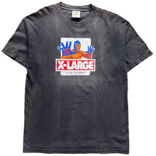 Load image into Gallery viewer, 2005 XLarge T-shirt size L/XL
