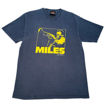 Load image into Gallery viewer, 2002 Miles Davis T-shirt size M/L
